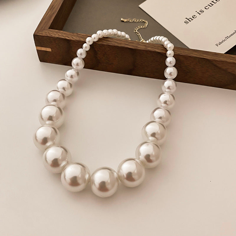 French Retro Gradient Large And Small Pearls Necklace