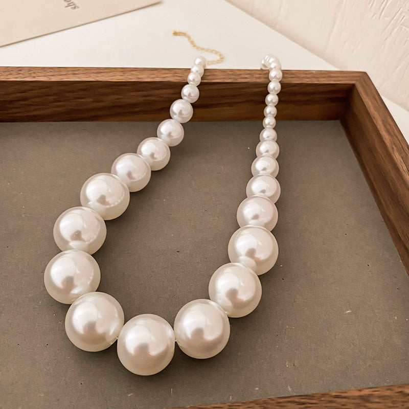 French Retro Gradient Large And Small Pearls Necklace
